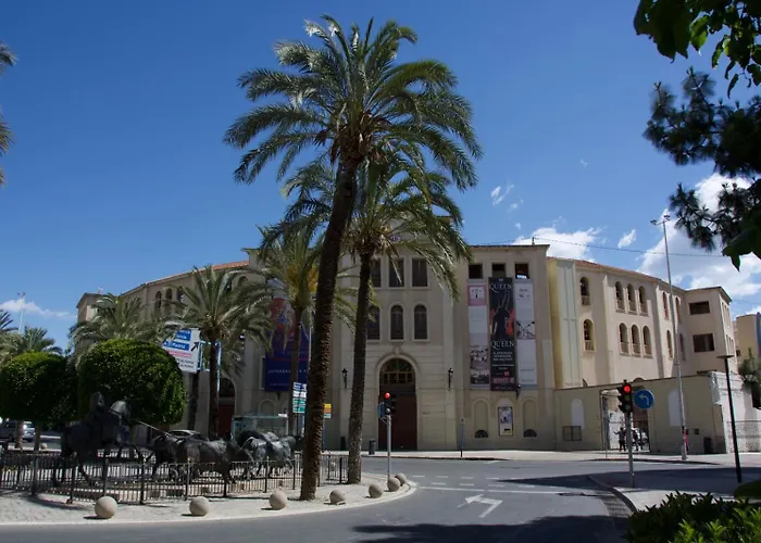 Centrico Familiar Con Patio Privado *