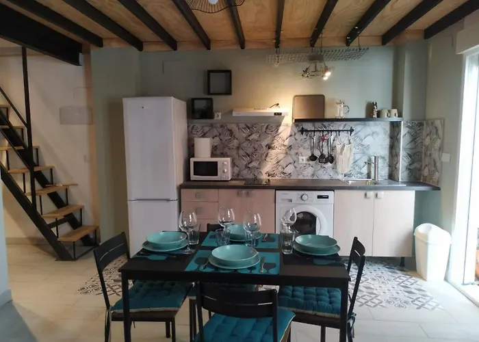 Centrico Familiar Con Patio Privado Alicante