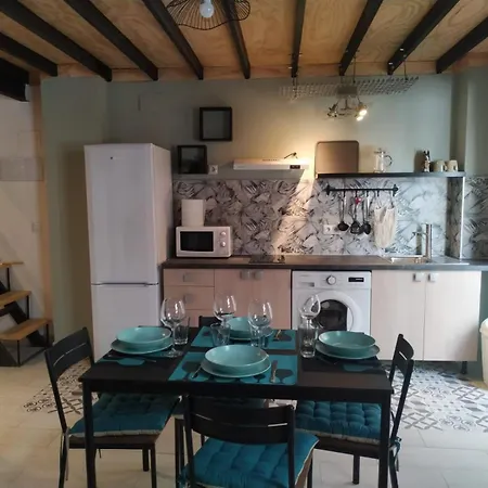 Centrico Familiar Con Patio Privado Alicante