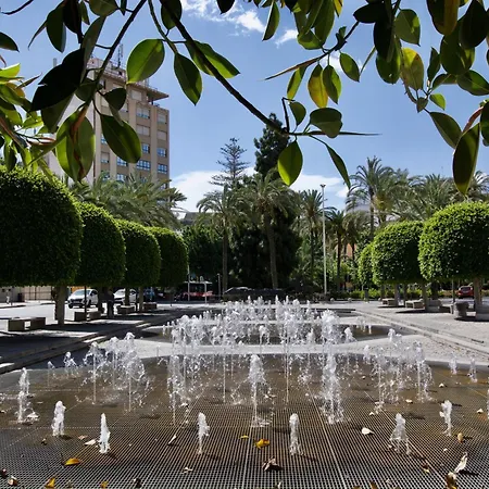 Centrico Familiar Con Patio Privado Alicante